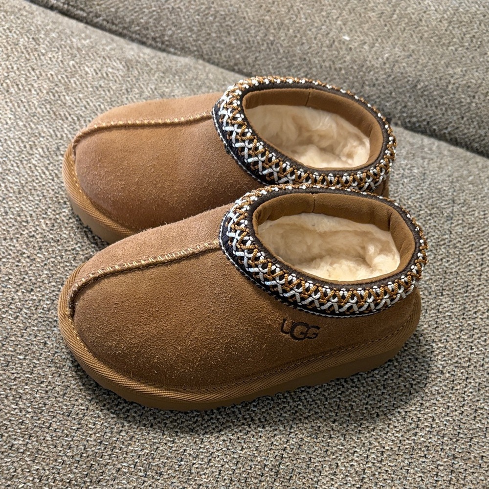 UGG Chestnut Tasman Toddler